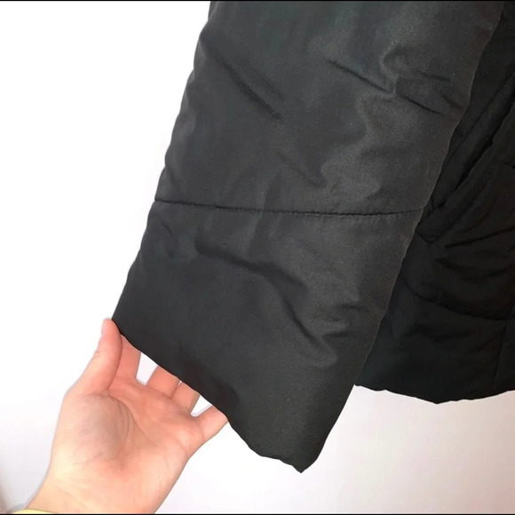 BCBGMaxAzria Black Down Full Zip Puffer Winter Coat Medium Women’s - Picture 3 of 10